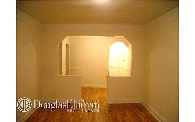 Rented by Douglas Elliman | media 14