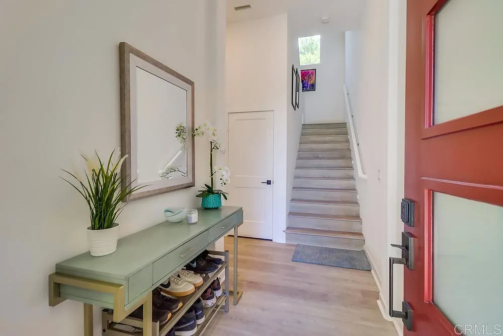 3 bed, 1515 sqft, $5,300 — Photo 4