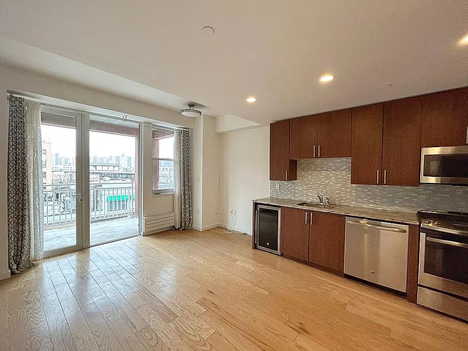 1st image of 50 Oceana Dr #H