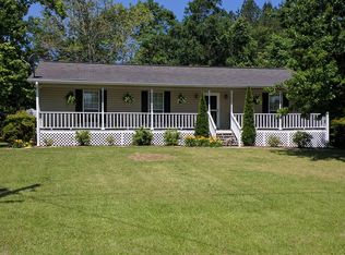 1011 Seminole Dr, Albertville, AL 35950