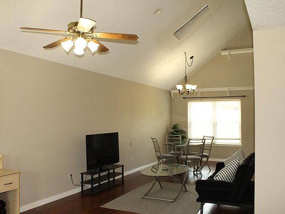 4th image of 2813 London Ct