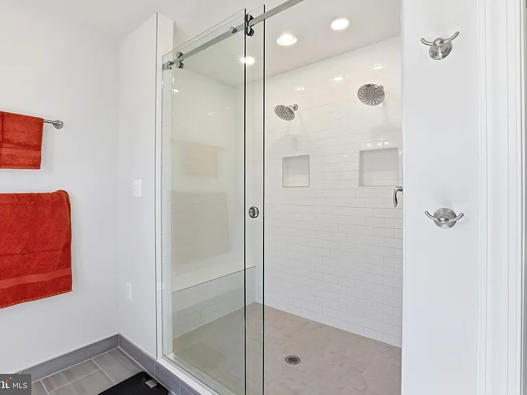 6702 Savannah Dr — Photo 41