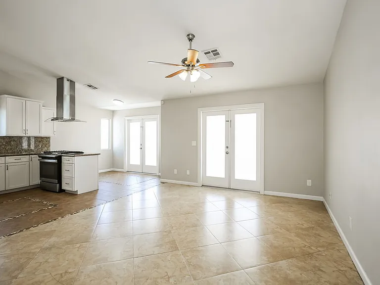 3927 Blue Coral Dr — Photo 3