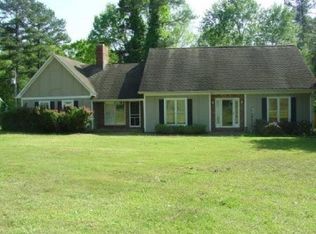 804 Old Hog Mountain Rd, Hoschton, GA 30548