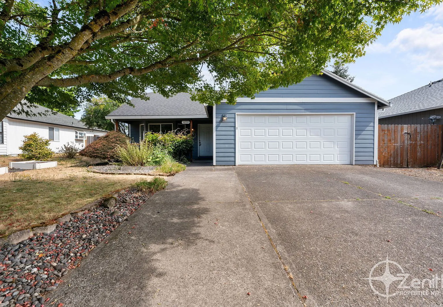 3 bed, 2.0 bath, 1416 sqft, $2,595 — Photo 1