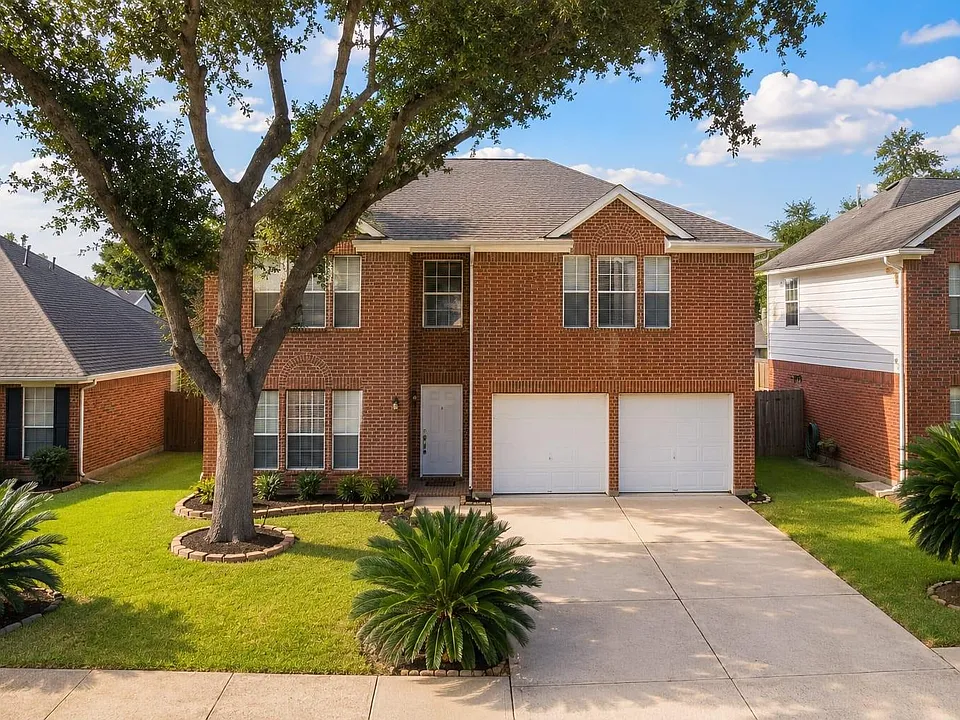 16127 Eaglewood Spring Ct