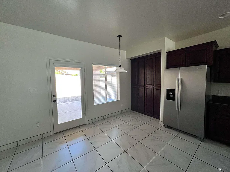 4532 S Agave Ave — Photo 8