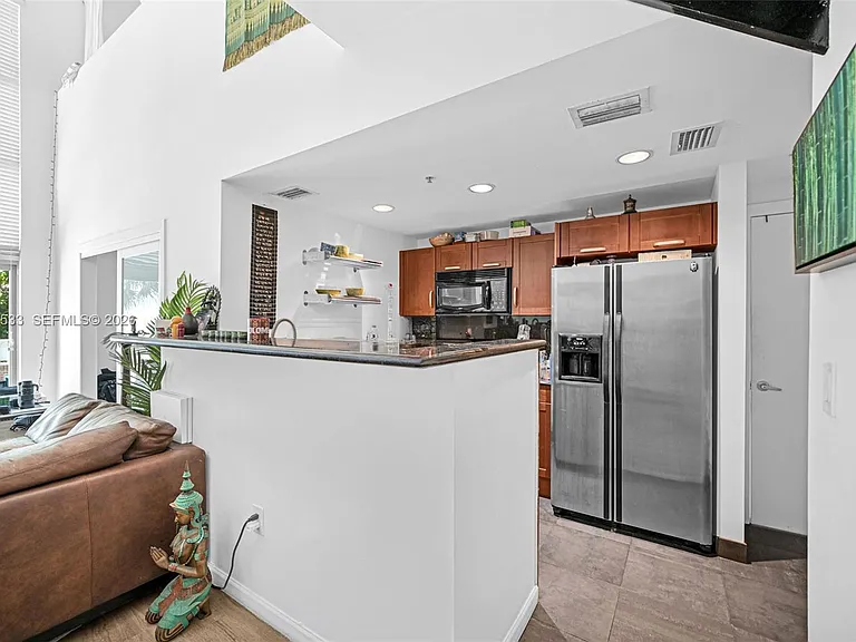 7728 Collins Ave — Photo 12