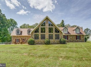 1183 Daniel Rd, Louisa, VA 23093