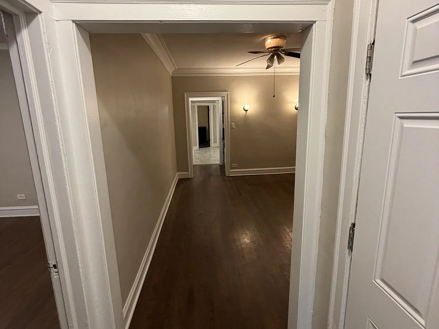 8226 S Vernon Ave — Photo 3