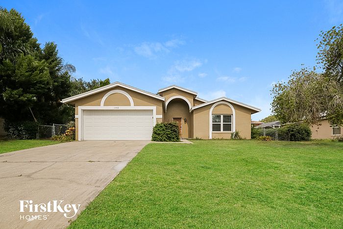 1st image of 1002 Valentina Dr