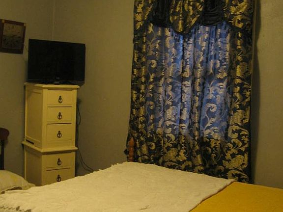 2nd image of 804 N 34th Ave