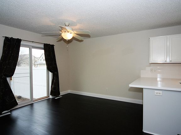 2nd image of 1644 Lexington Ln