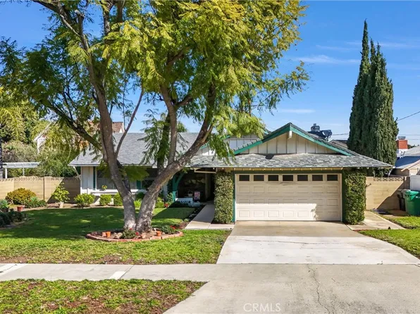 155 E Mission Rd, Corona, CA 92879