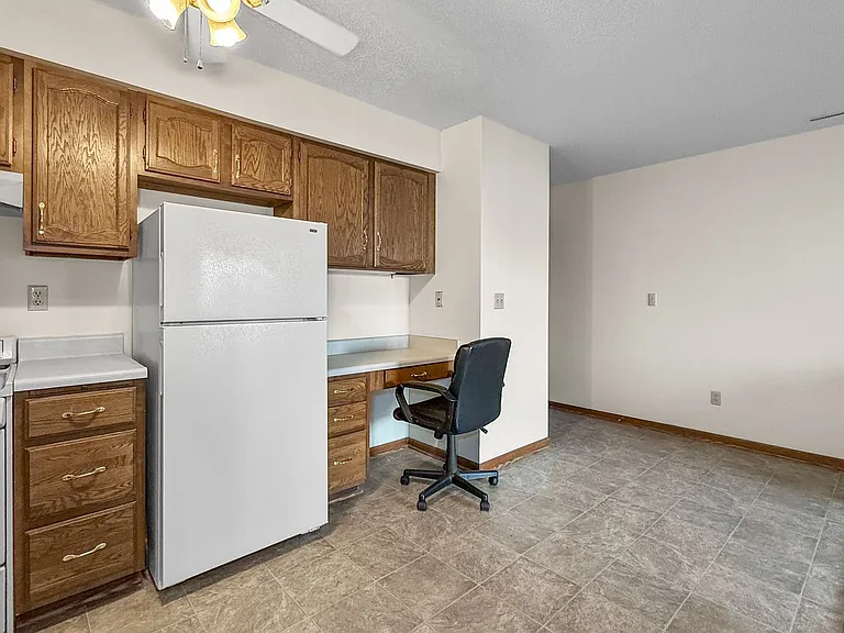 Trailside Apartments — Photo 12