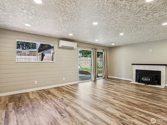 5th image of 1213 NW Westridge Street