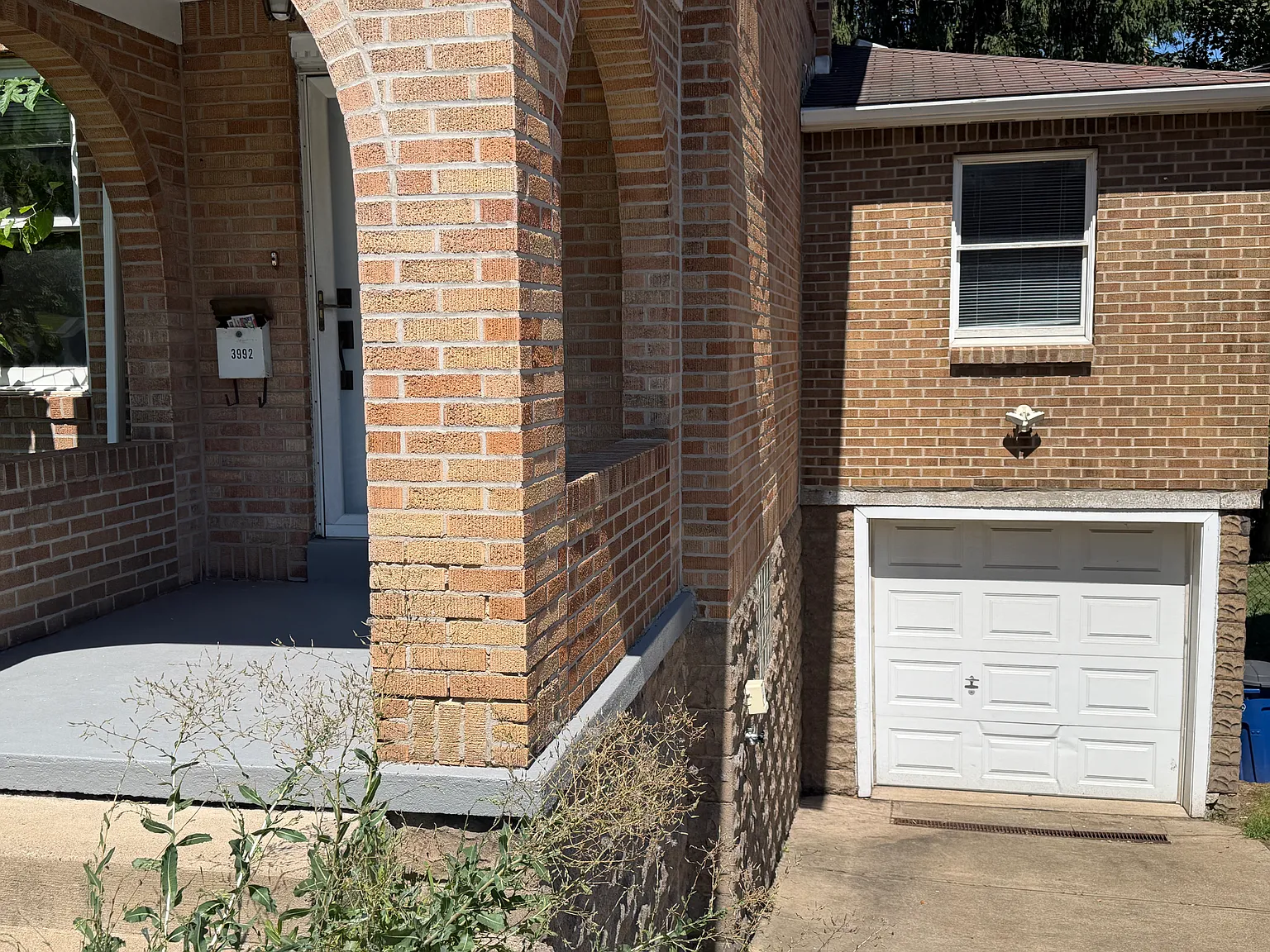 3 bed, 1209 sqft, $2,395 — Photo 2