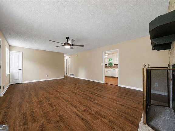 5th image of 4306 Abney Dr