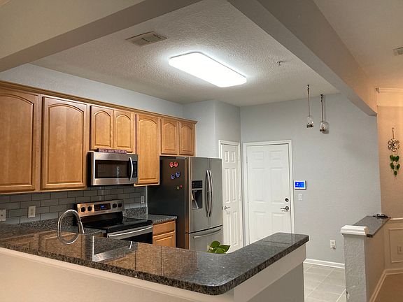 3rd image of 6336 Castelven Dr Unit 103