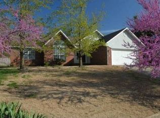 15 E 28th Cir, Fayetteville, AR 72701