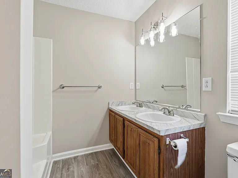 130 S Fairfield Dr — Photo 21