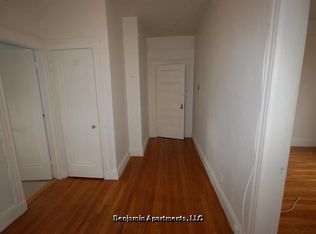 1335 Commonwealth Ave #10C, Allston, MA 02134