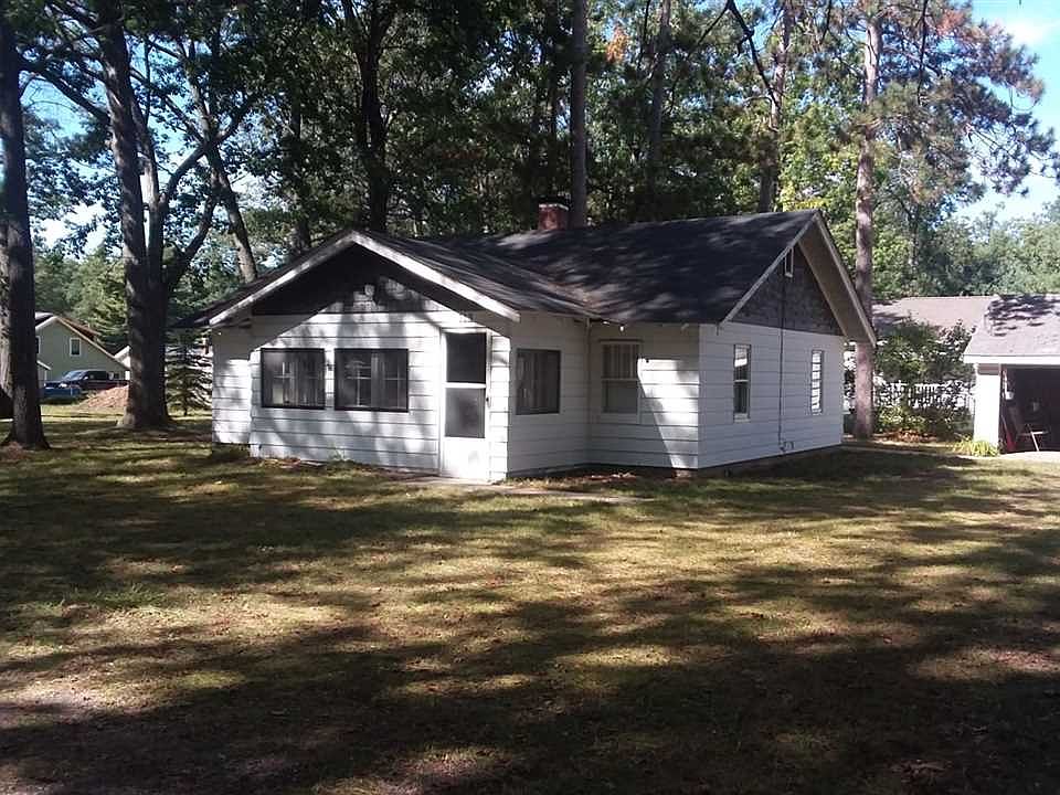 1st image of 113 Cypress Dr