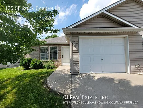125 SE Rock Garden Ln Photo 1