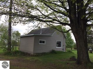 401 E 4th St, Whittemore, MI 48770