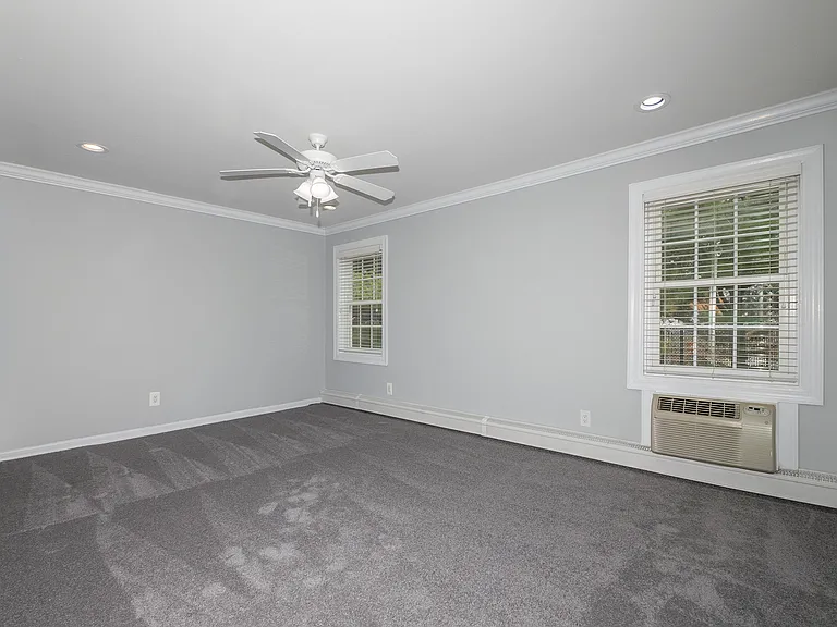 Fairfield Village At Commack — Photo 37