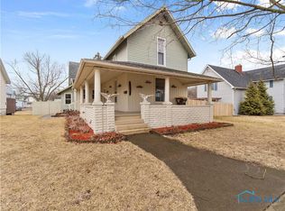 411 E High St, Hicksville, OH 43526