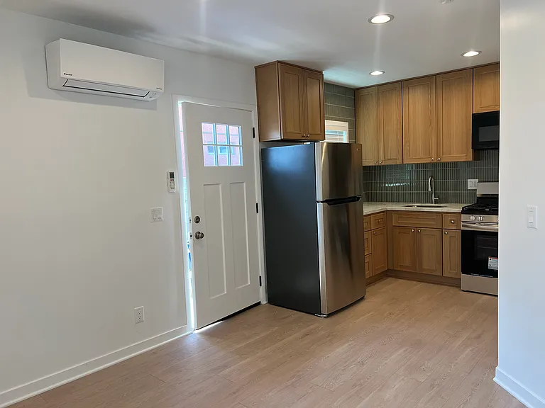 11015 S Burl Ave #A — Photo 3