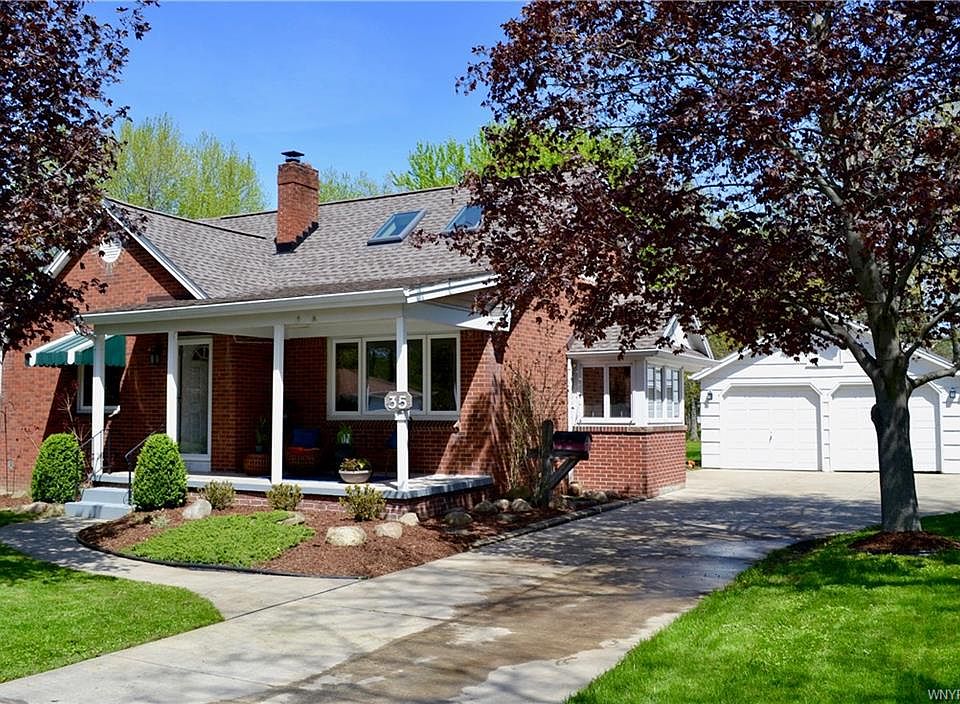 1st image of 35 Idlewood Dr