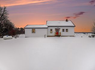 9322 N 80th Ave, Pentwater, MI 49449