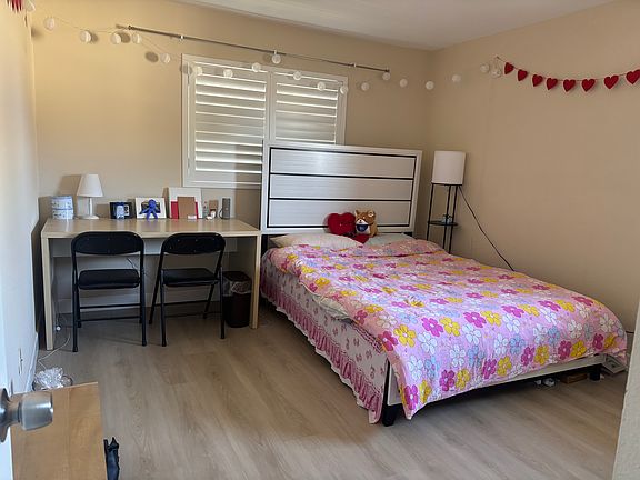 5th image of 64 N Mar Vista Ave