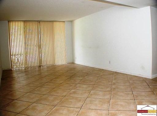 2nd image of 1350 SE 3rd Ave APT 105