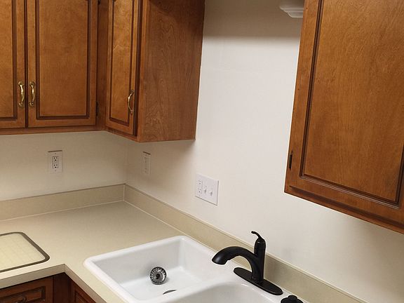 3rd image of 1033 Forest Hills Ln APT D