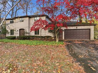 120 Oak Ln, Rochester, NY 14610