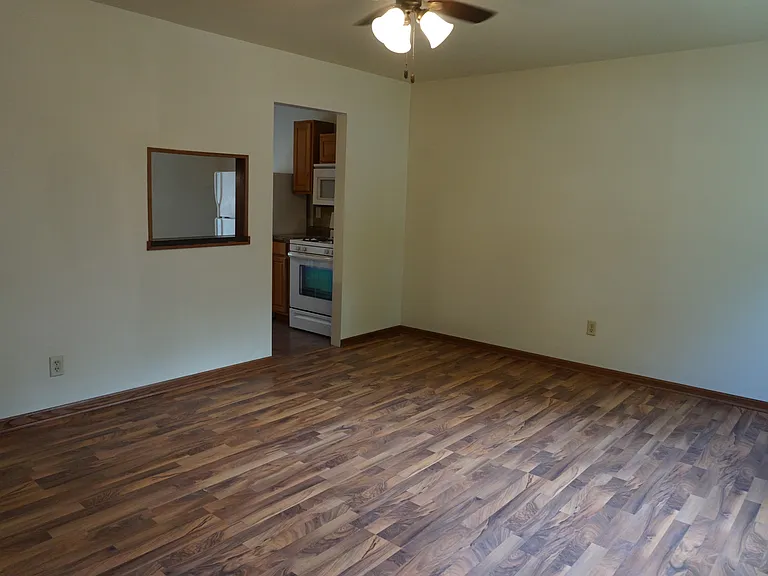 7819 Orion St — Photo 6