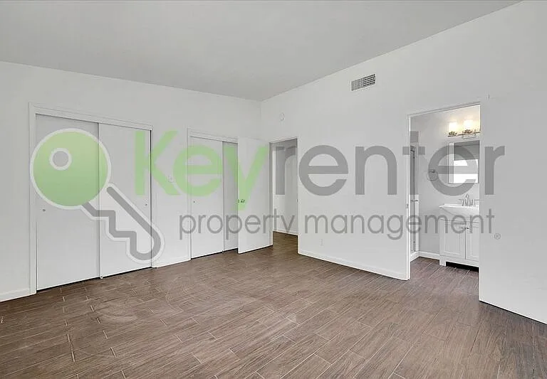 8133 Molokai Way — Photo 19