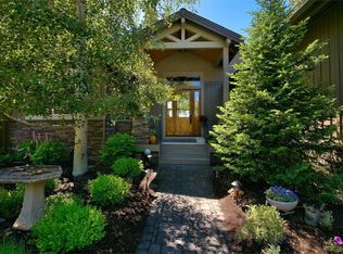 19485 Golden Meadow Loop, Bend, OR 97702