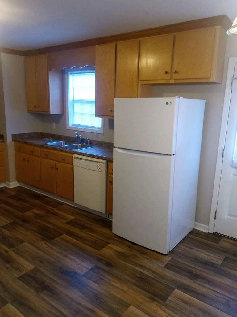 245 Classic Cove Ct — Photo 4