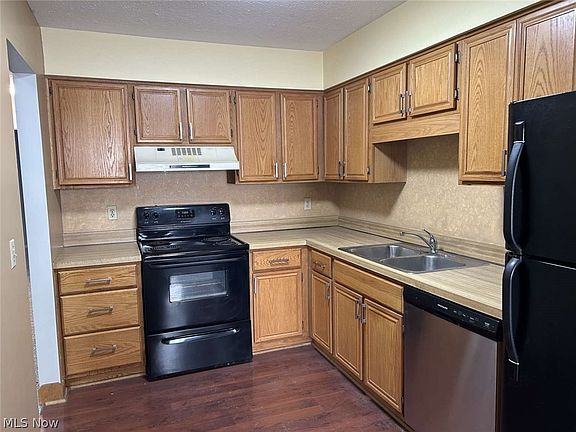 5th image of 7153 N Jester Pl #A