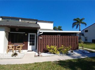 12922 Meadowood Ct, Fort Myers, FL 33919