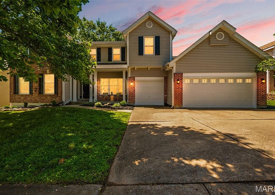 1st image of 107 Watercrest Ct