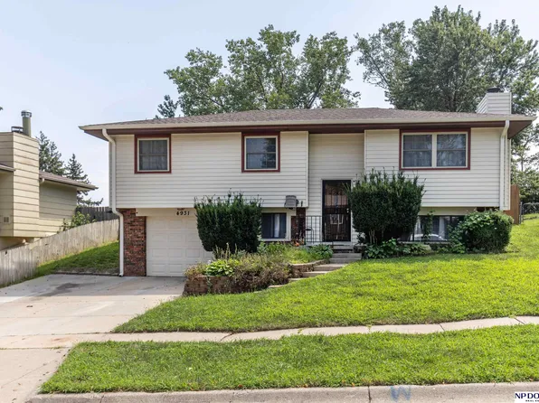 4931 W Champion Ct, Lincoln, NE 68524