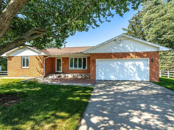 3206 Us Route 67, Milan, IL 61264