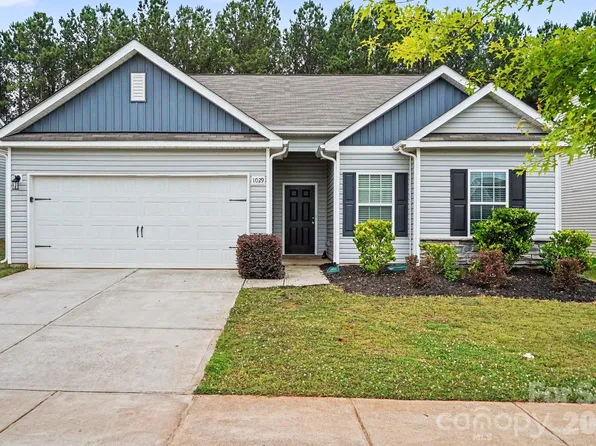 1029 Culver Spring Way, Charlotte, NC 28215