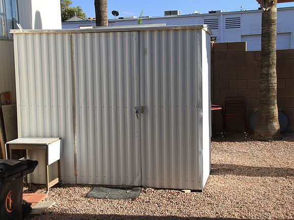 1 of 2 sheds