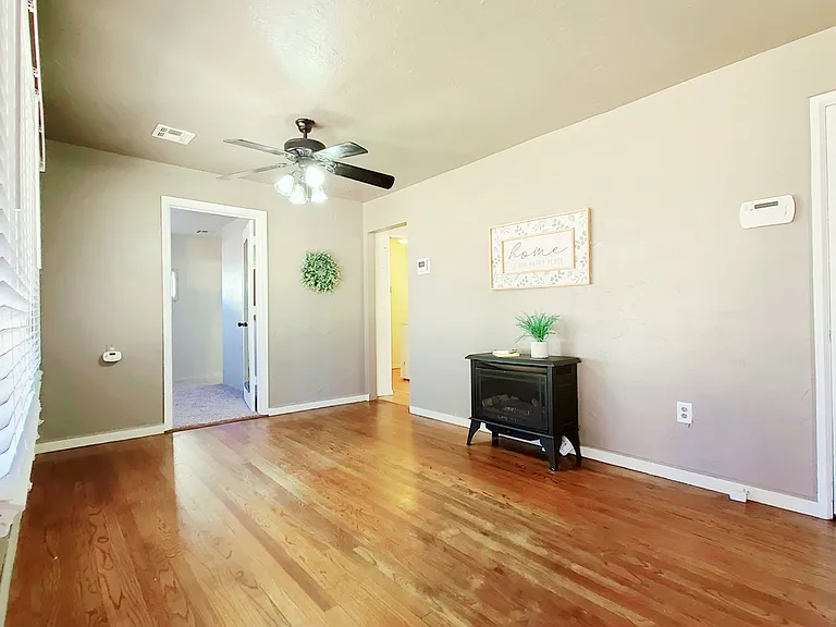 3512 N Holman Ct — Photo 11